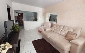 Casa Aconchegante Com Otima Localizacao!